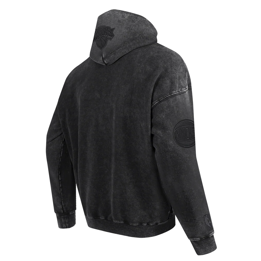 NBA NEW YORK KNICKS WASHED CLASSIC MEN'S ENZYME WASH DROP SHOULDER FLC PO HOODIE (WASHED BLACK) - Image 4
