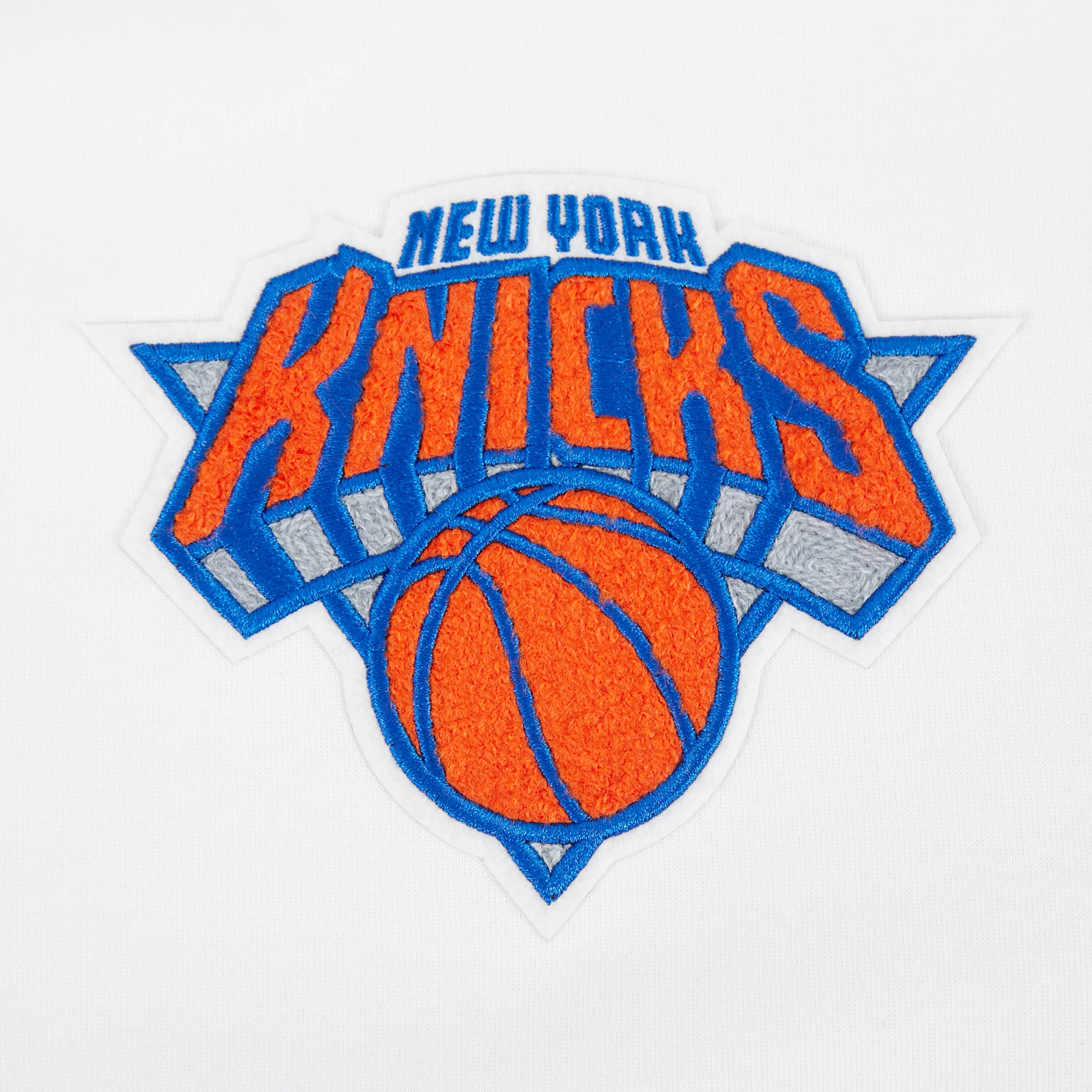 NBA NEW YORK KNICKS CLASSIC CHENILLE MEN'S FULL ZIP HOODIE (White) - Image 7