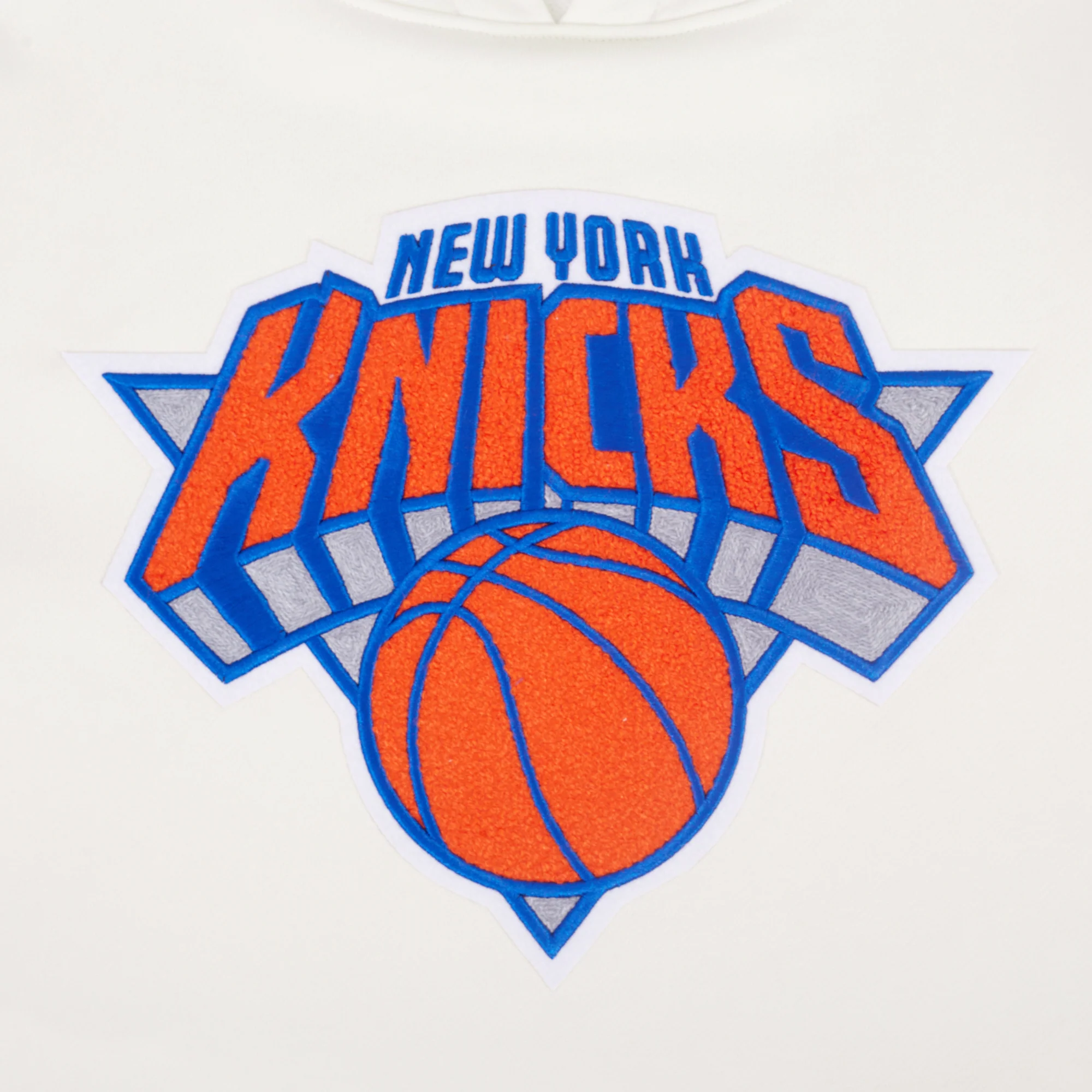 NBA NEW YORK KNICKS RETRO CLASSICS MEN'S PULL OVER HOODIE (EGGSHELL/ROYAL BLUE) - Image 7