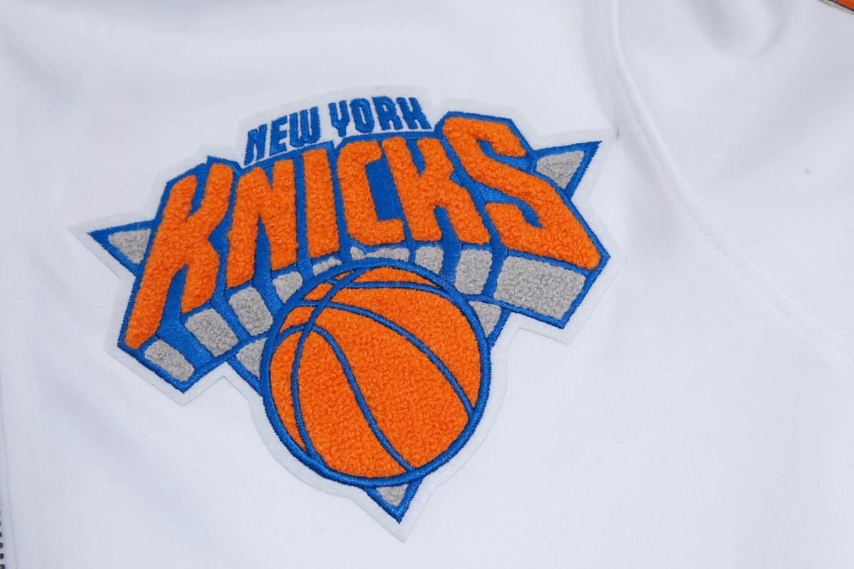 NBA NEW YORK KNICKS CLASSIC CHENILLE MEN'S FULL ZIP PULLOVER HOODIE (WHITE) - Image 6