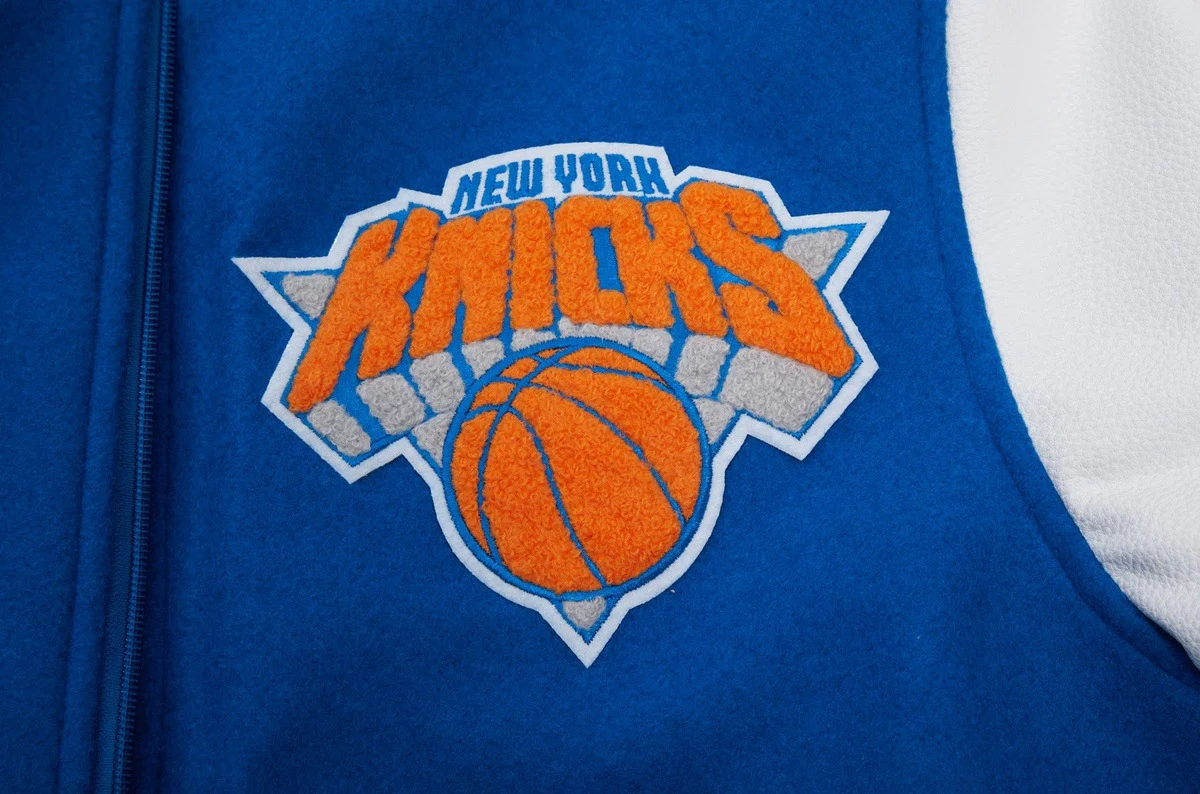 NBA NEW YORK KNICKS CLASSIC WOOL MEN'S VARSITY JACKET (ROYAL/WHITE) - Image 6