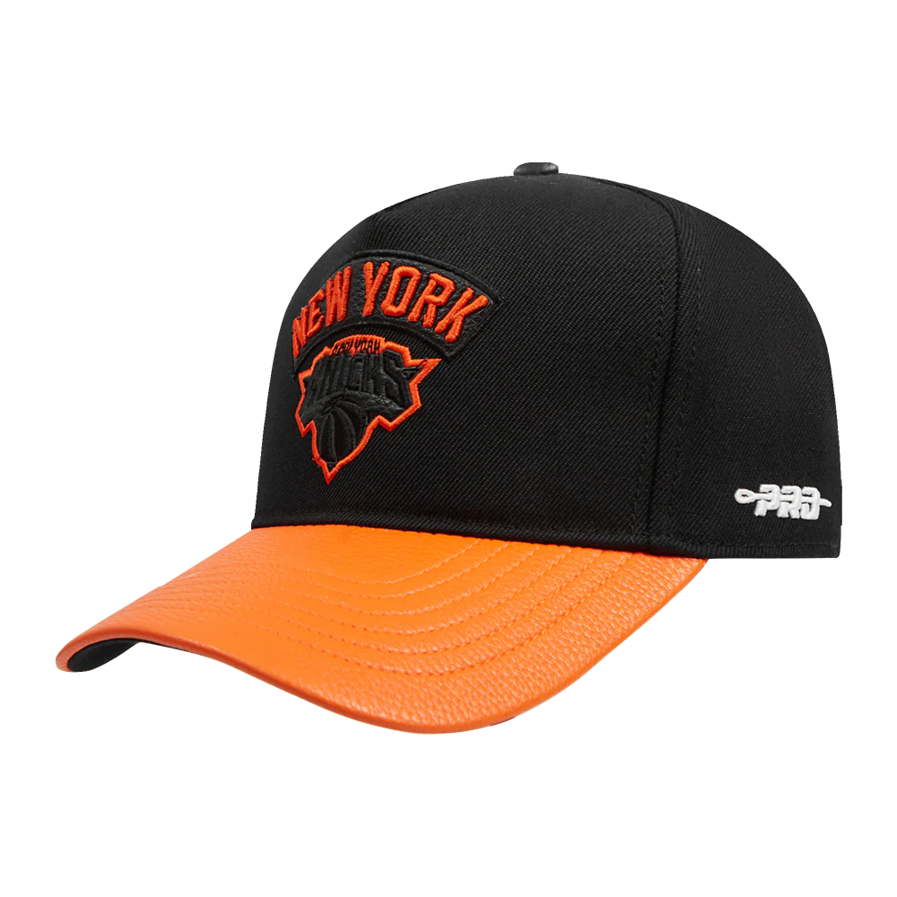 NBA NEW YORK KNICKS PINCH PANEL STRUCTURED CURVED VISOR (BLACK/ORANGE) - Image 2