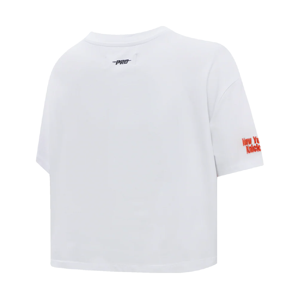 NBA NEW YORK KNICKS SCRIPT TAIL WOMEN'S SINGLE JERSEY BOXY TEE (WHITE) - Image 4