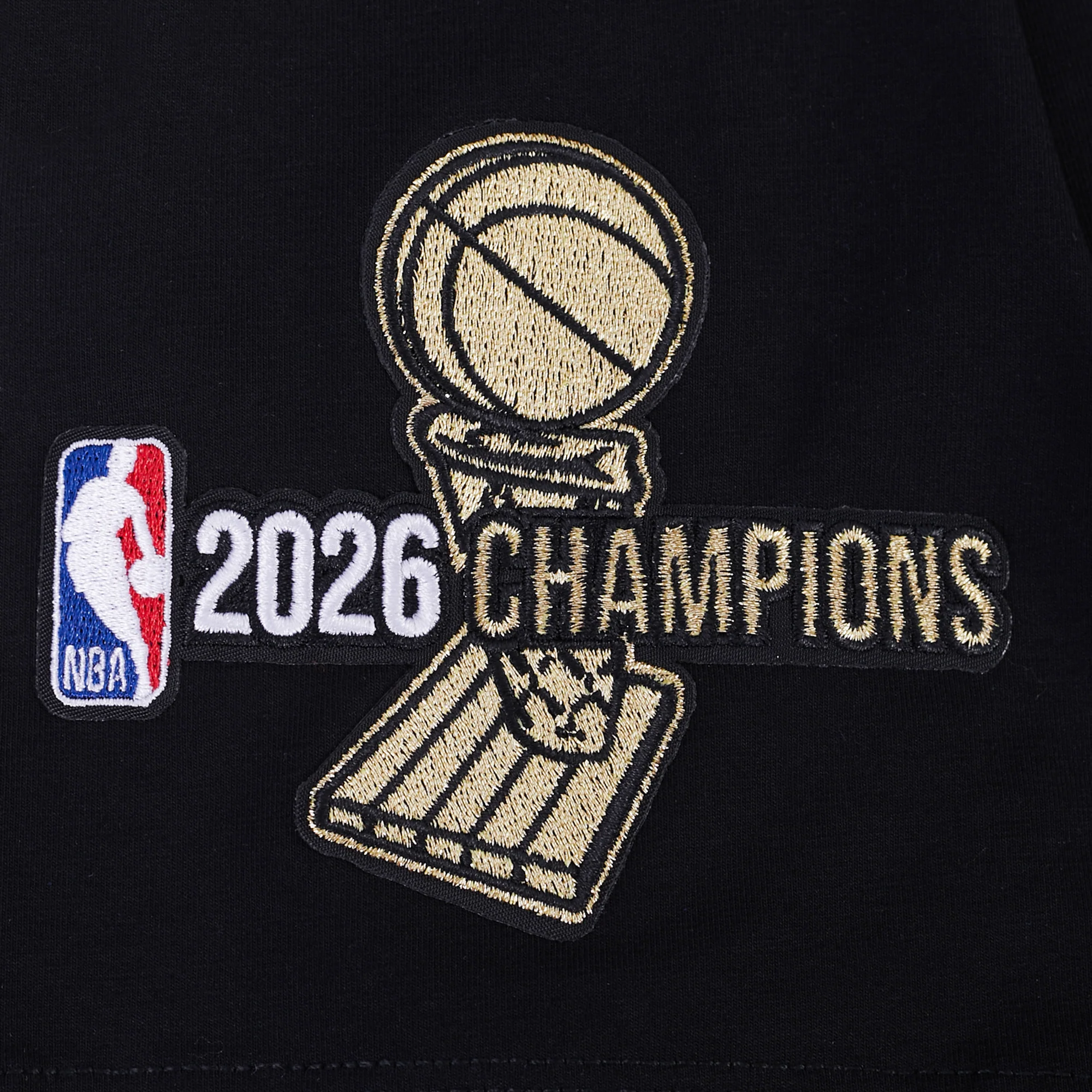 NEW YORK KNICKS 2026 NBA CHAMPIONSHIP WOMEN'S S/S BOXY TEE (BLACK) - Image 7