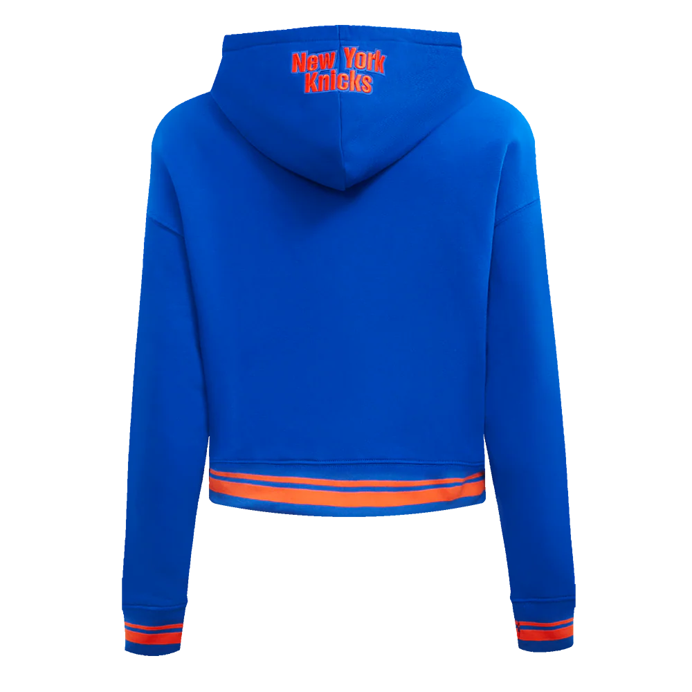 NBA NEW YORK KNICKS SCRIPT TAIL WOMEN'S RIB FLEECE CROPPED PULLOVER HOODIE (ROYAL/ORANGE/ROYAL) - Image 3