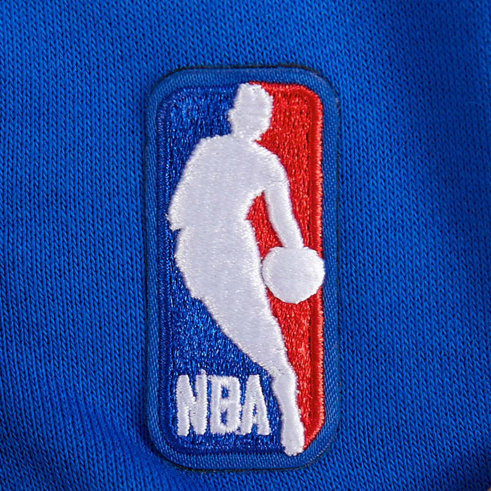 NBA NEW YORK KNICKS OLD ENGLISH WOMEN'S FLC CREWNECK (ROYAL BLUE) - Image 9