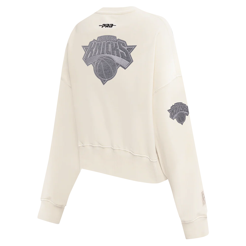 NBA NEW YORK KNICKS REVERSE FRENCH TERRY WOMEN'S FLEECE CREWNECK (EGGSHELL) - Image 4