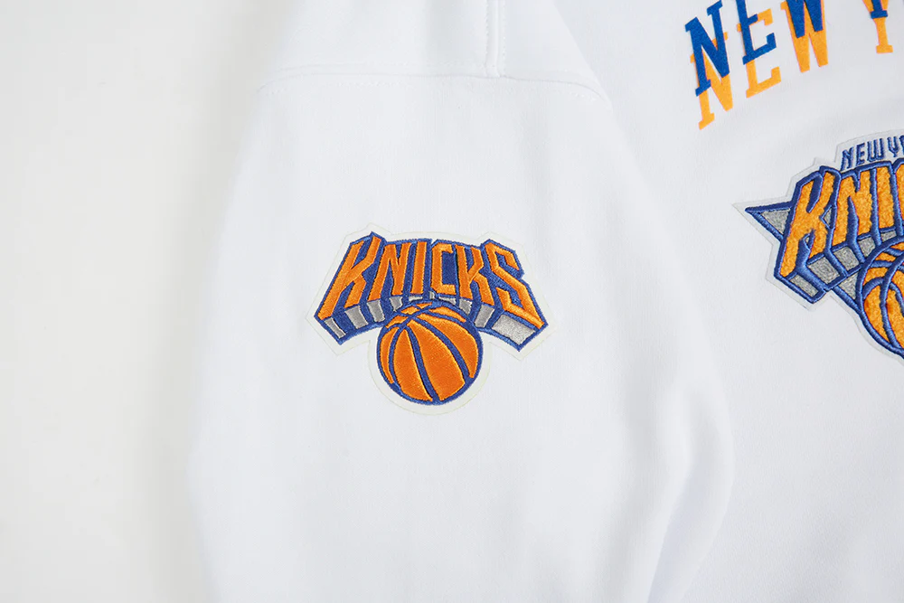 NBA NEW YORK KNICKS CITY EDITION 24-25 WOMEN'S FLEECE CROPPED PULLOVER HOODIE (WHITE) - Image 10