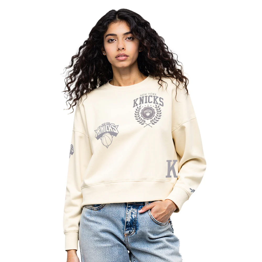 NBA NEW YORK KNICKS STREET TEAM WOMEN'S FLC CREWNECK (EGGSHELL)