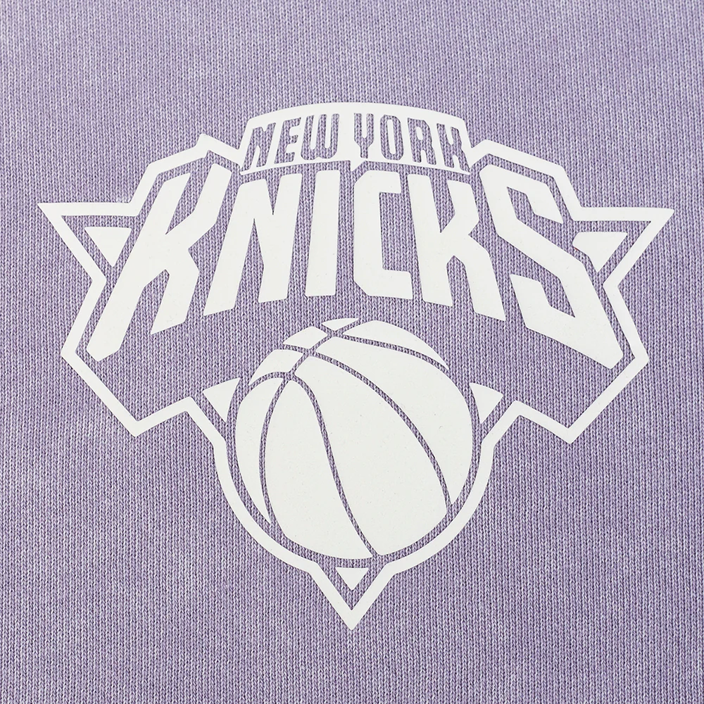 NBA NEW YORK KNICKS STREET TEAM WOMEN'S ENZYME WASH FT CROPPED PO HOODIE (WASHED LILAC GRAY) - Image 6