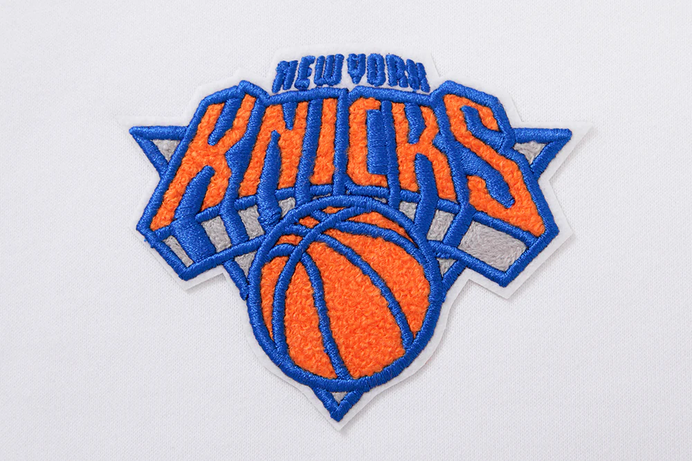 NBA NEW YORK KNICKS CLASSIC WOMEN'S CROPPED PULLOVER HOODIE (WHITE) - Image 6