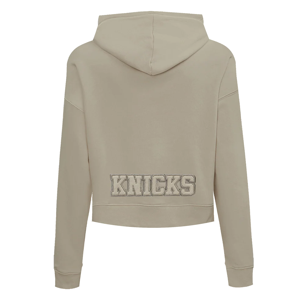 NBA NEW YORK KNICKS NEUTRAL WOMEN'S CROPPED PULLOVER HOODIE (TAUPE) - Image 3