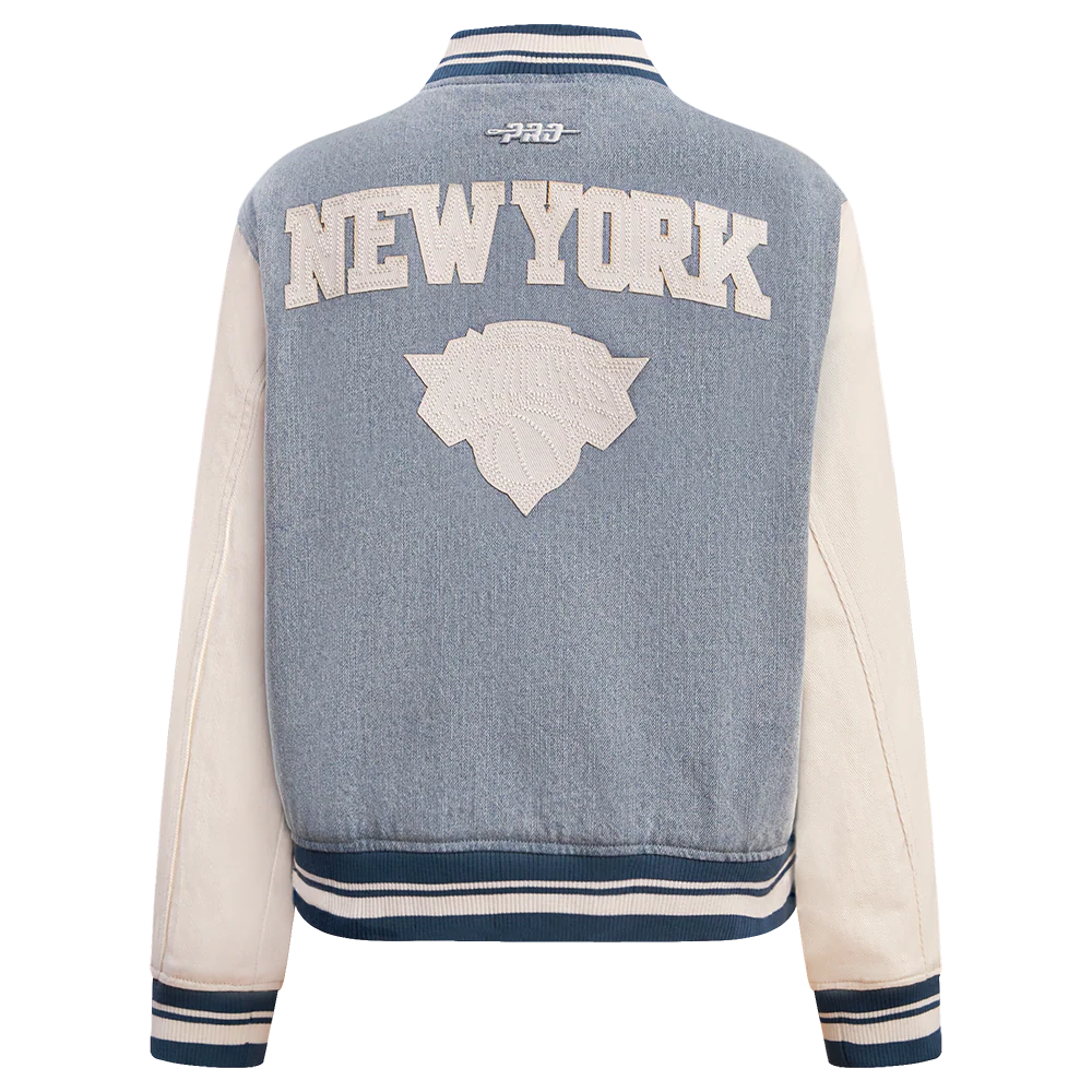 NBA NEW YORK KNICKS VARSITY BLUES WOMEN'S DENIM VARSITY JACKET (DENIM/LINEN) - Image 3