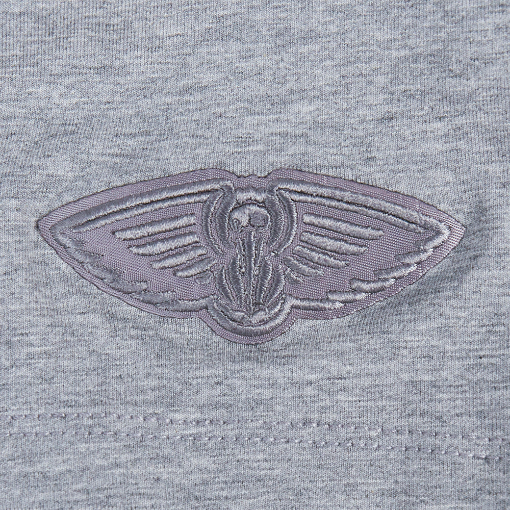 NBA NEW ORLEANS PELICANS NEUTRAL SINGLE JERSEY BOXY TEE (DARK HEATHER GRAY) - Image 6