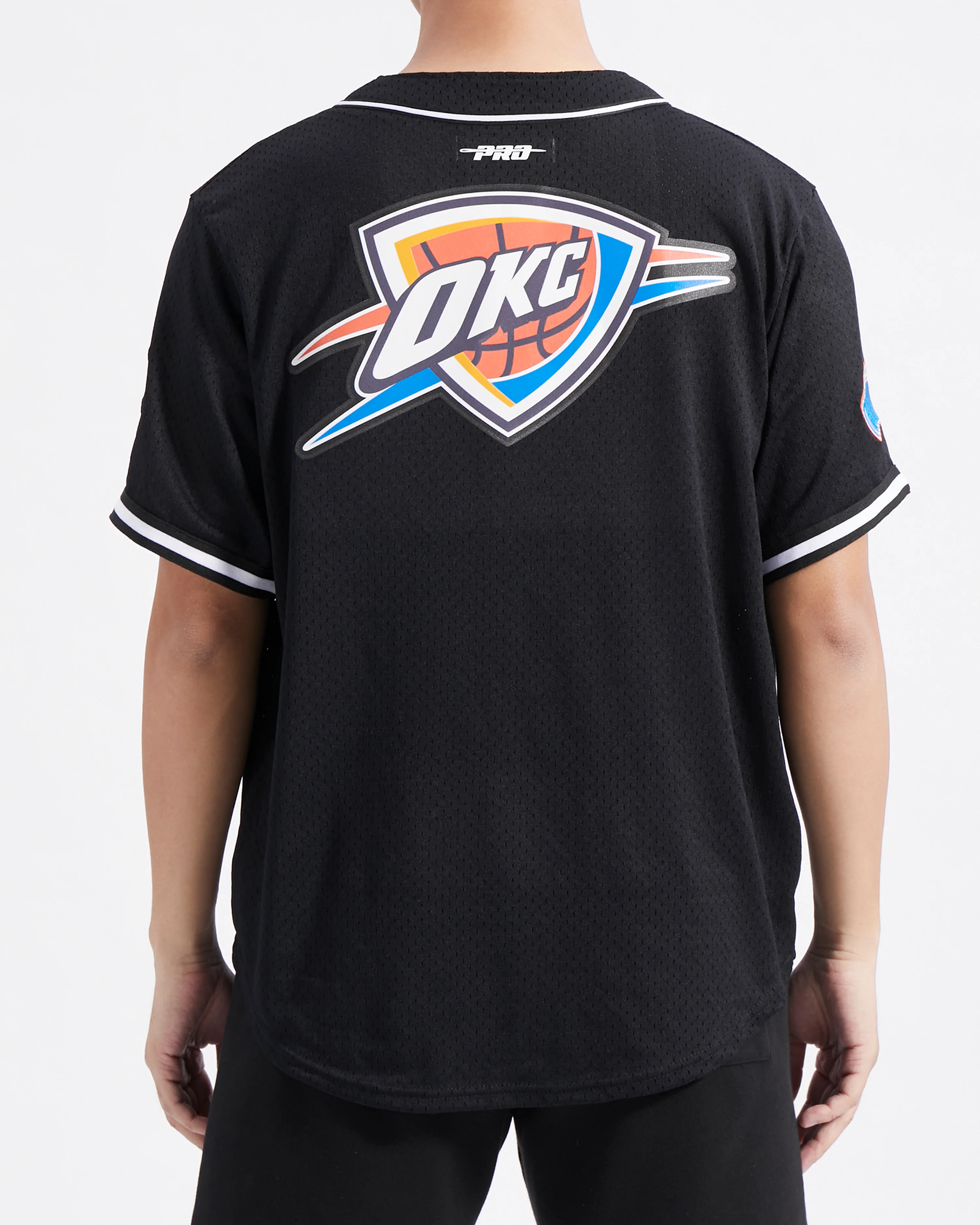 NBA OKLAHOMA CITY THUNDER CLASSIC MESH MEN'S BUTTON DOWN SHIRT (BLACK) - Image 5