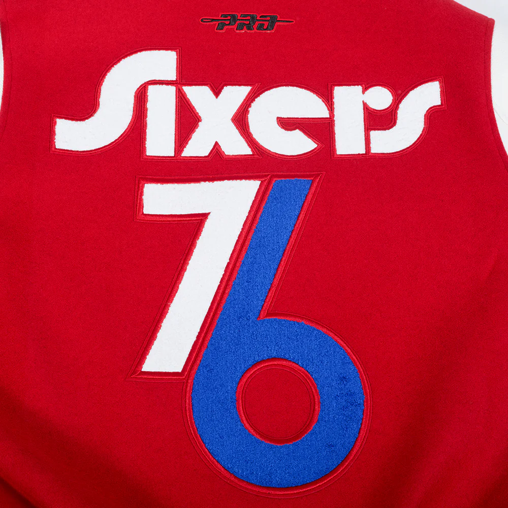NBA PHILADELPHIA 76ERS CITY EDITION 24-25 MEN'S RIB WOOL VARSITY JACK (RED/WHITE) - Image 10