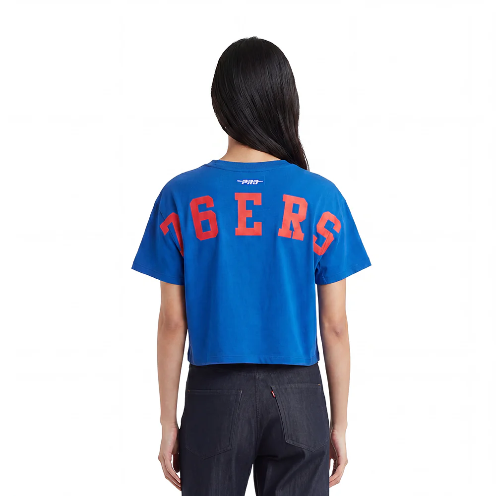 PHILADELPHIA 76ERS WINGSPAN WOMEN'S SJ BOXY TEE (ROYAL BLUE)
