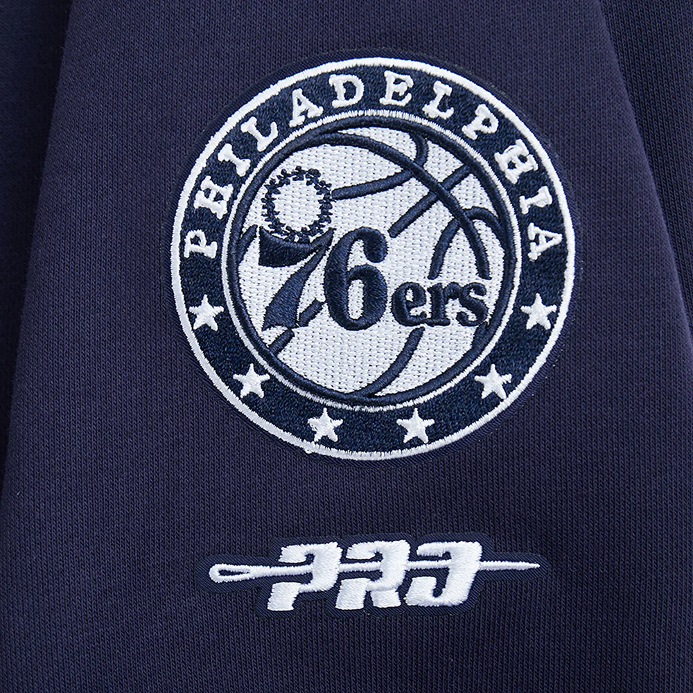 NBA PHILADELPHIA 76ERS CITY EDITION 25-26 WOMEN'S RIB FLC CROPPED PO HOODIE (MIDNIGHT NAVY/RED/MIDNIGHT NAVY) - Image 7
