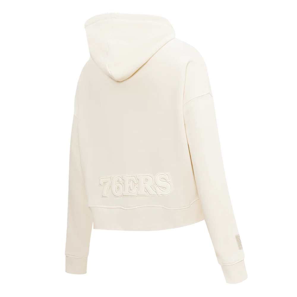 NBA PHILADELPHIA 76ERS NEUTRAL WOMEN'S CROPPED PULLOVER HOODIE (EGGSHELL) - Image 4