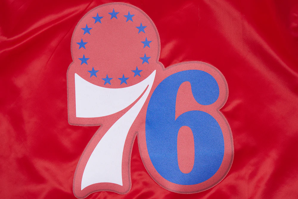 NBA PHILADELPHIA 76ERS CLASSIC WOMEN'S SATIN JACKET (RED) - Image 8