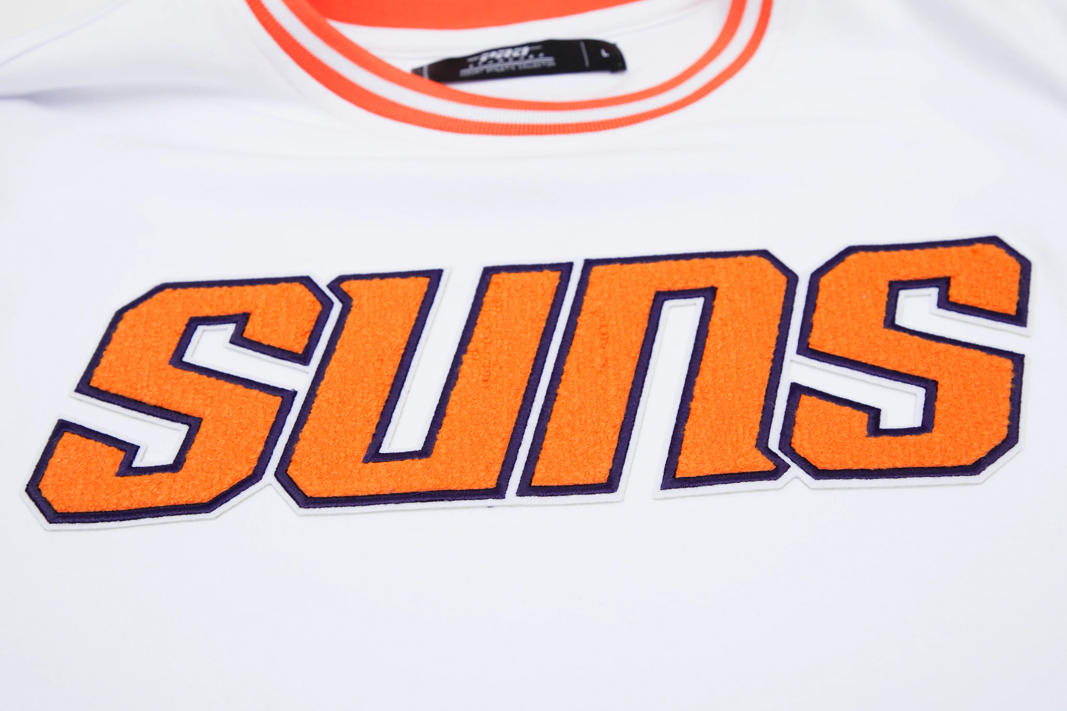 NBA PHOENIX SUNS CLASSIC CHENILLE MEN'S TEE (WHITE) - Image 8