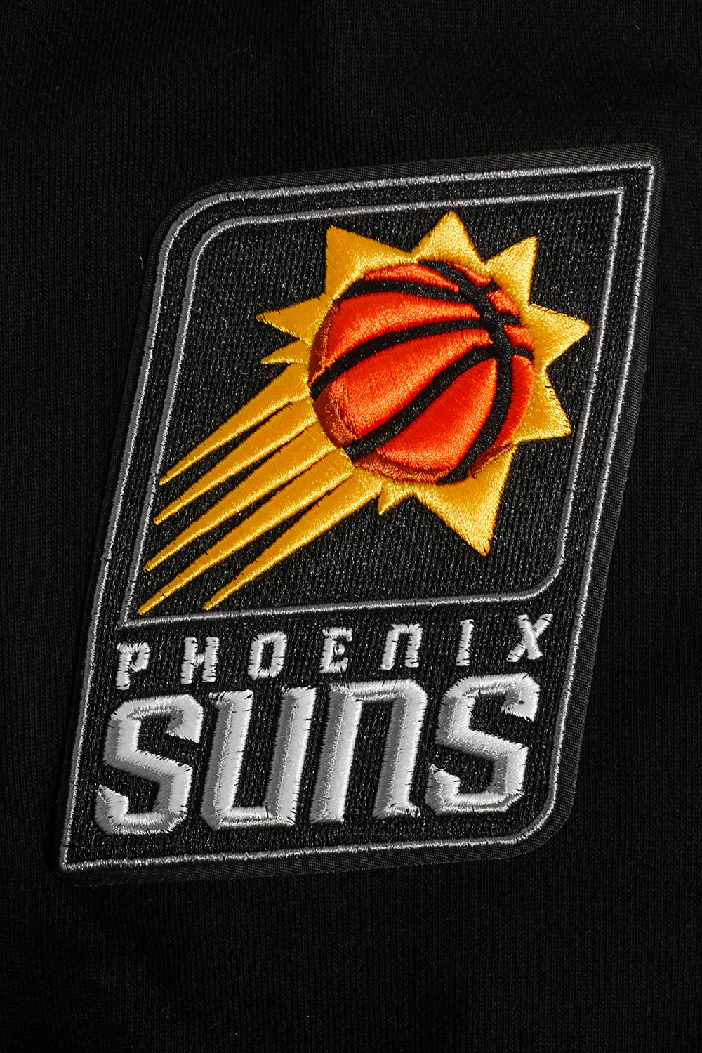 NBA PHOENIX SUNS OLD ENGLISH MEN'S PULLOVER HOODIE (BLACK) - Image 7