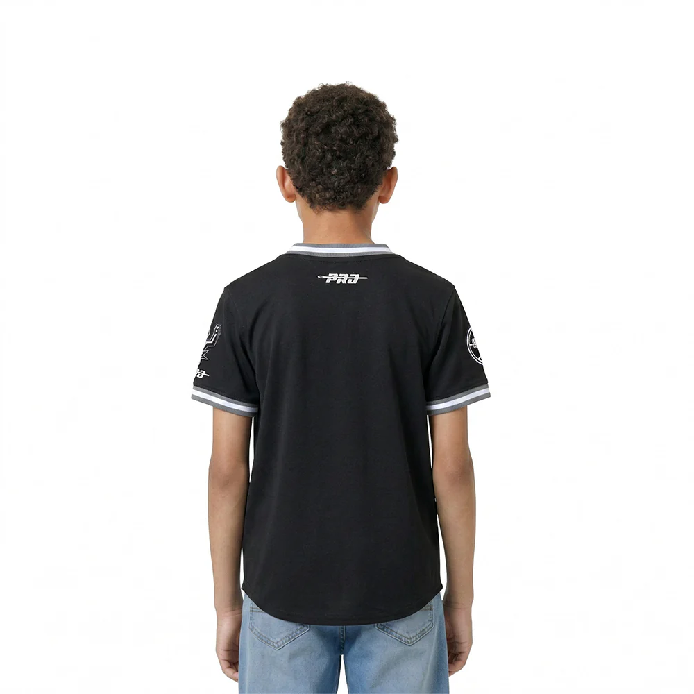 NBA SAN ANTONIO SPURS CLASSIC LITTLE BOYS SHORT SLEEVE STRIPED RIB TEE (BLACK/GRAY) - Image 2