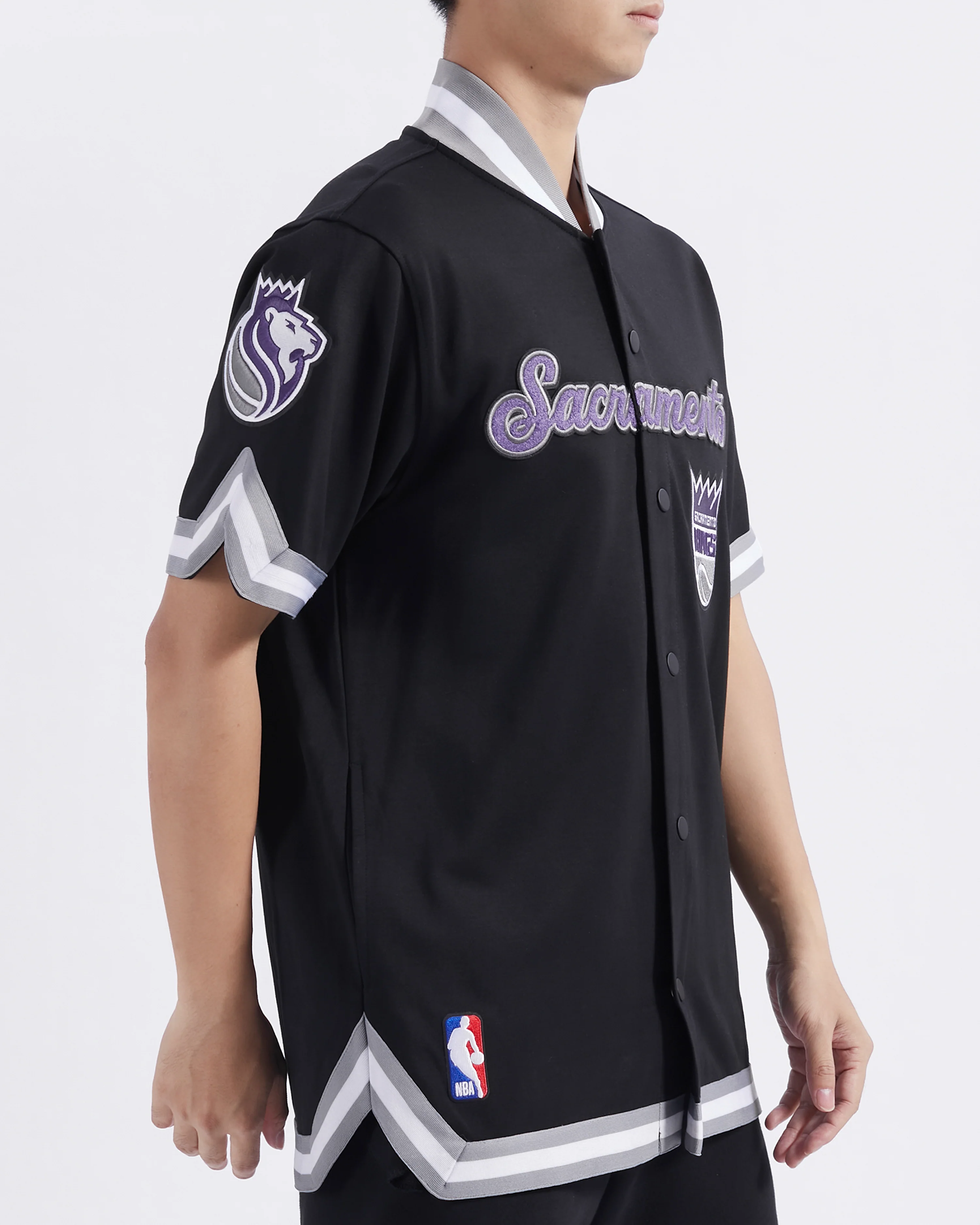 NBA SACRAMENTO KINGS CLASSIC MEN'S DOUBLE KNIT JACKET (BLACK/GRAY) - Image 3