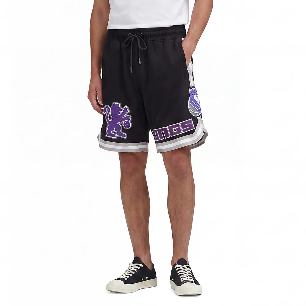 NBA SACRAMENTO KINGS CLASSIC CHENILLE MEN'S SHORT (BLACK)