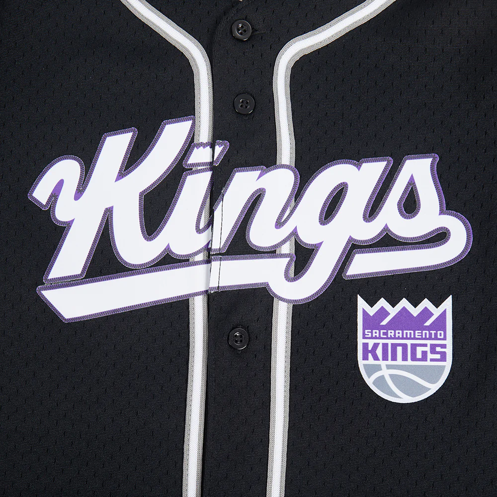 SACRAMENTO KINGS CLASSIC BIG BOY'S MESH BUTTON DOWN SHIRT (BLACK/GRAY) - Image 9