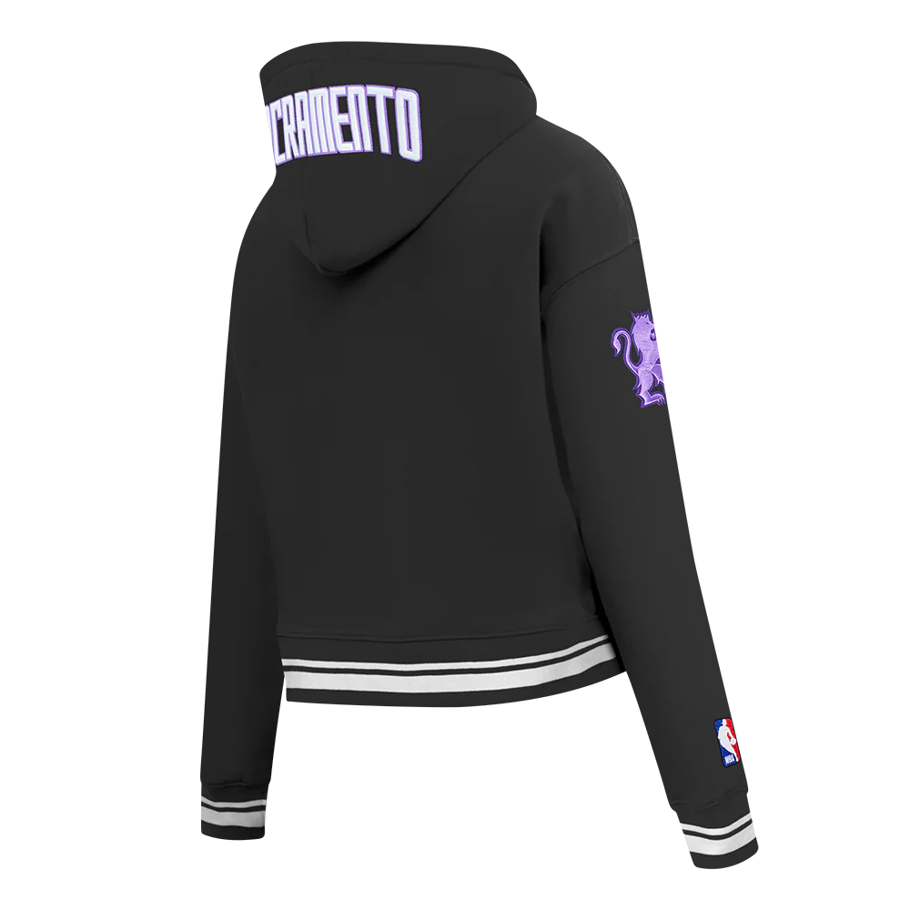 NBA SACRAMENTO KINGS CITY EDITION 25-26 WOMEN'S RIB FLC CROPPED PO HOODIE (BLACK) - Image 4