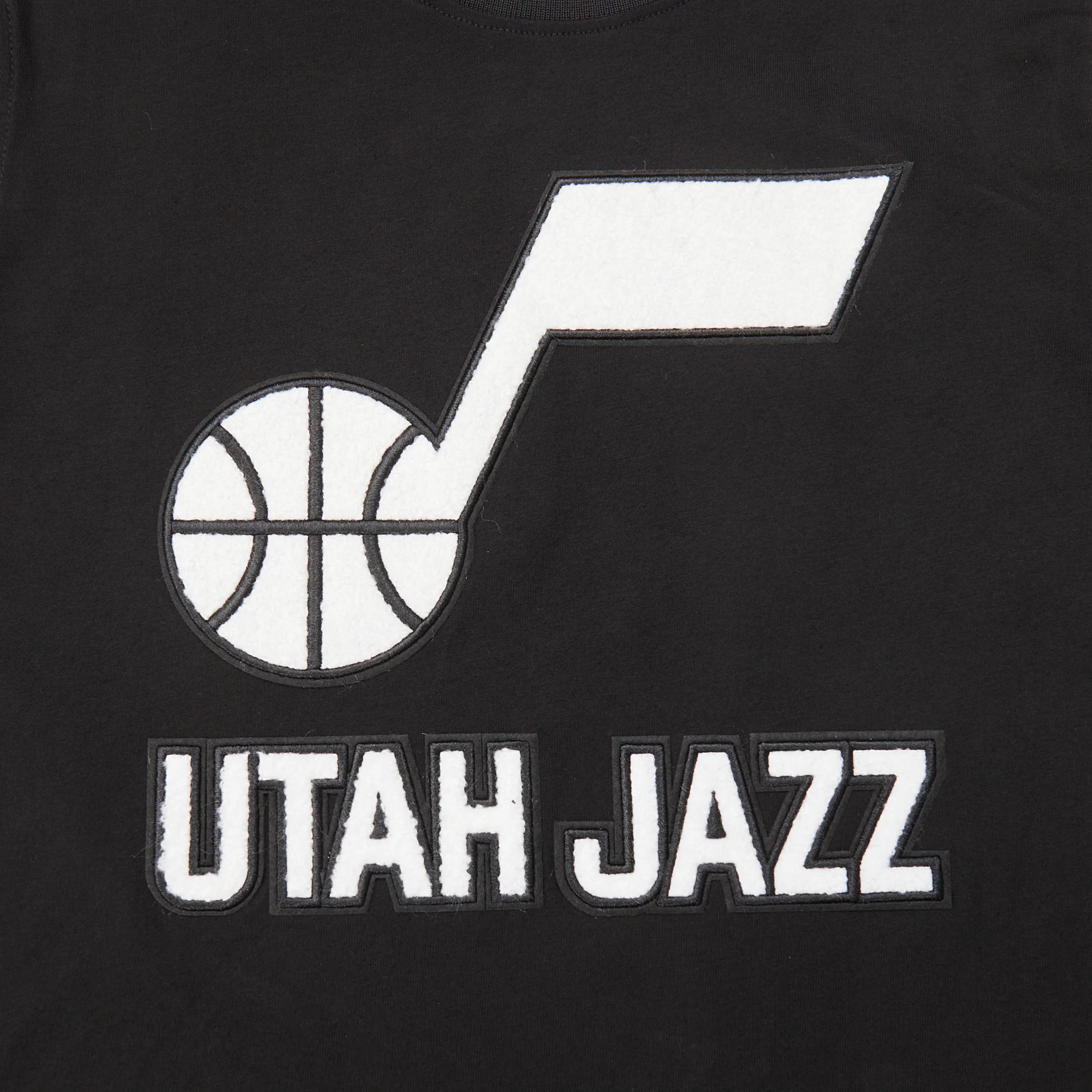 NBA UTAH JAZZ CLASSIC BIG BOYS SHORT SLEEVE STRIPED RIB TEE (BLACK) - Image 3