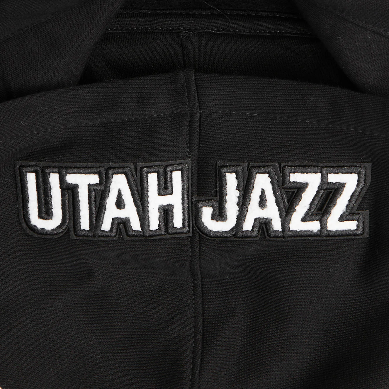 NBA UTAH JAZZ CLASSIC BIG BOYS FLEECE PULLOVER HOODIE (BLACK) - Image 6