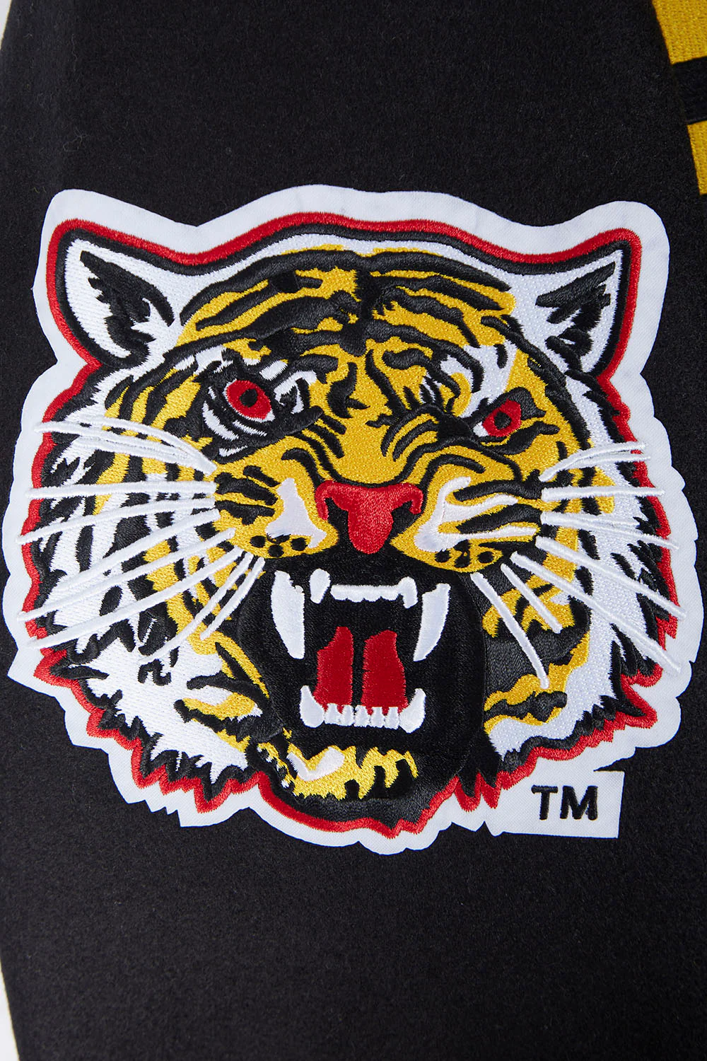 COLLEGE GRAMBLING STATE UNIVERSITY CREST EMBLEM MEN'S RIB WOOL VARSITY J (BLACK/YELLOW) - Image 7