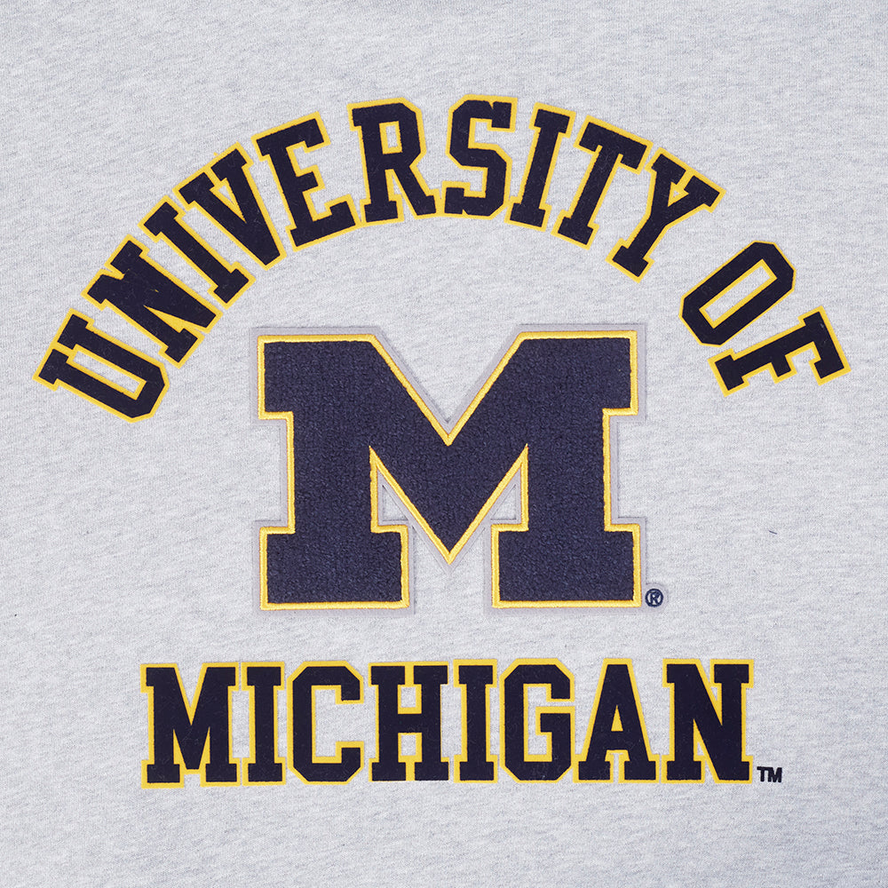 UNIVERSITY OF MICHIGAN CLASSIC MEN'S STACKED LOGO PULLOVER HOODIE (HEATHER GREY/MIDNIGHT NAVY) - Image 5