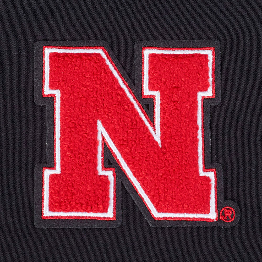 UNIVERSITY OF NEBRASKA CLASSIC WOMEN'S RIB FLEECE CROPPED PULLOVER HOODIE (BLACK/RED) - Image 5