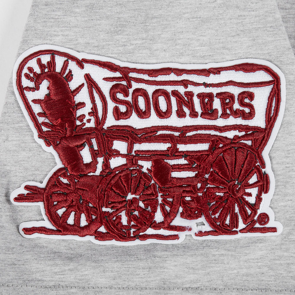 UNIVERSITY OF OKLAHOMA CLASSIC MEN'S STACKED LOGO TEE (HEATHER GREY) - Image 11