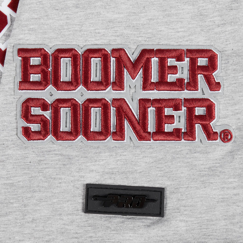 UNIVERSITY OF OKLAHOMA CLASSIC MEN'S STACKED LOGO TEE (HEATHER GREY) - Image 9