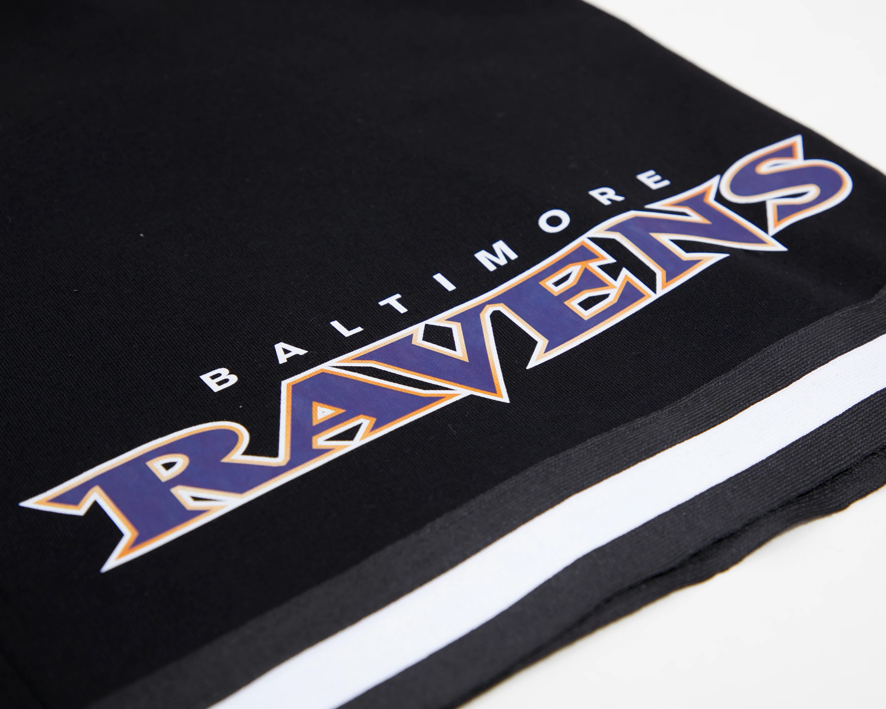 NFL BALTIMORE RAVENS CLASSIC CHENILLE MEN'S ATHLETIC SHORT (BLACK) - Image 8
