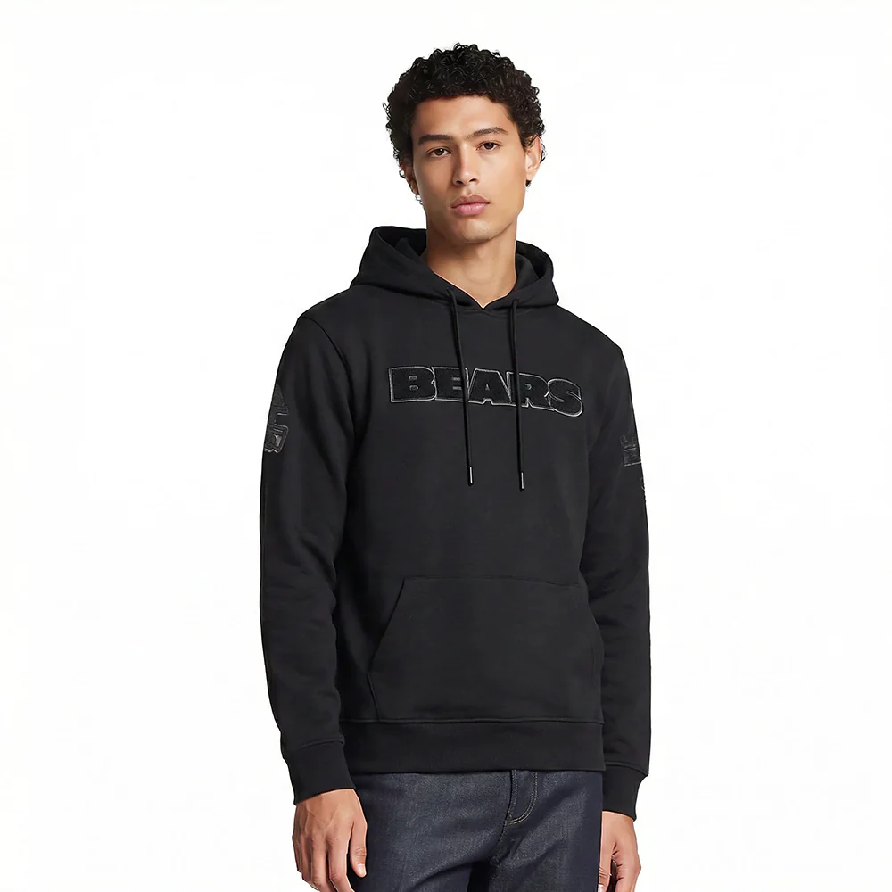 NFL CHICAGO BEARS TRIPLE BLACK MEN'S PULLOVER HOODIE (TRIPLE BLACK)
