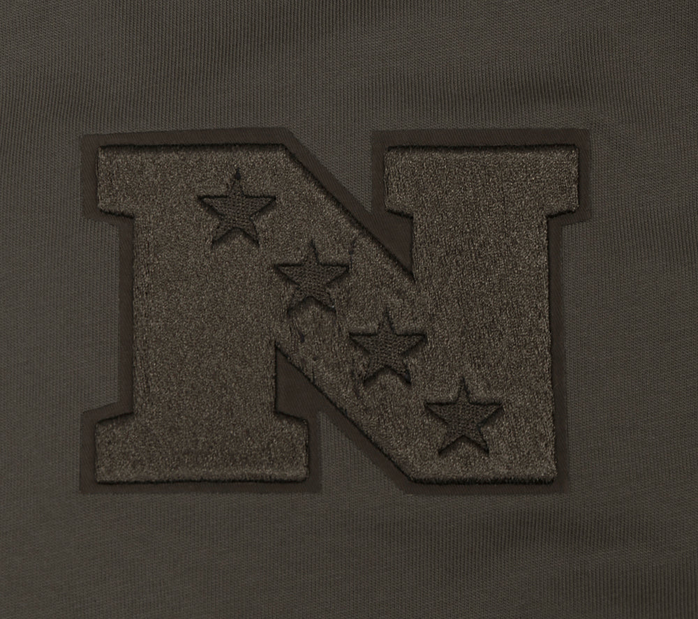 NFL CHICAGO BEARS NEUTRAL MEN'S DROP SHOULDER PULLOVER HOODIE (DARK TAUPE) - Image 7