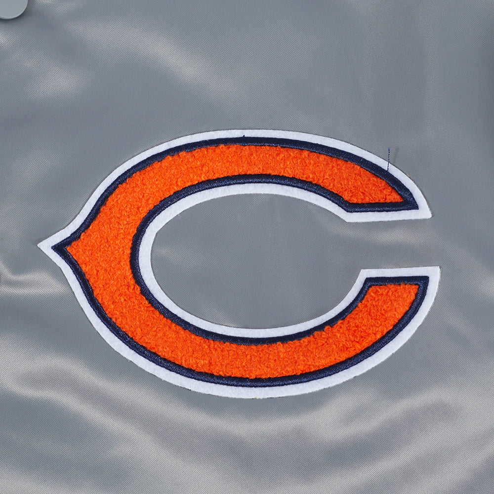 NFL CHICAGO BEARS OLD ENGLISH MEN'S RIB SATIN JACKET (GRAY) - Image 5