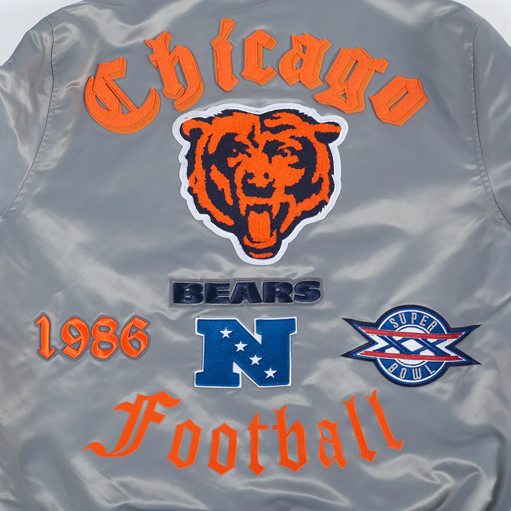 NFL CHICAGO BEARS OLD ENGLISH MEN'S RIB SATIN JACKET (GRAY) - Image 9