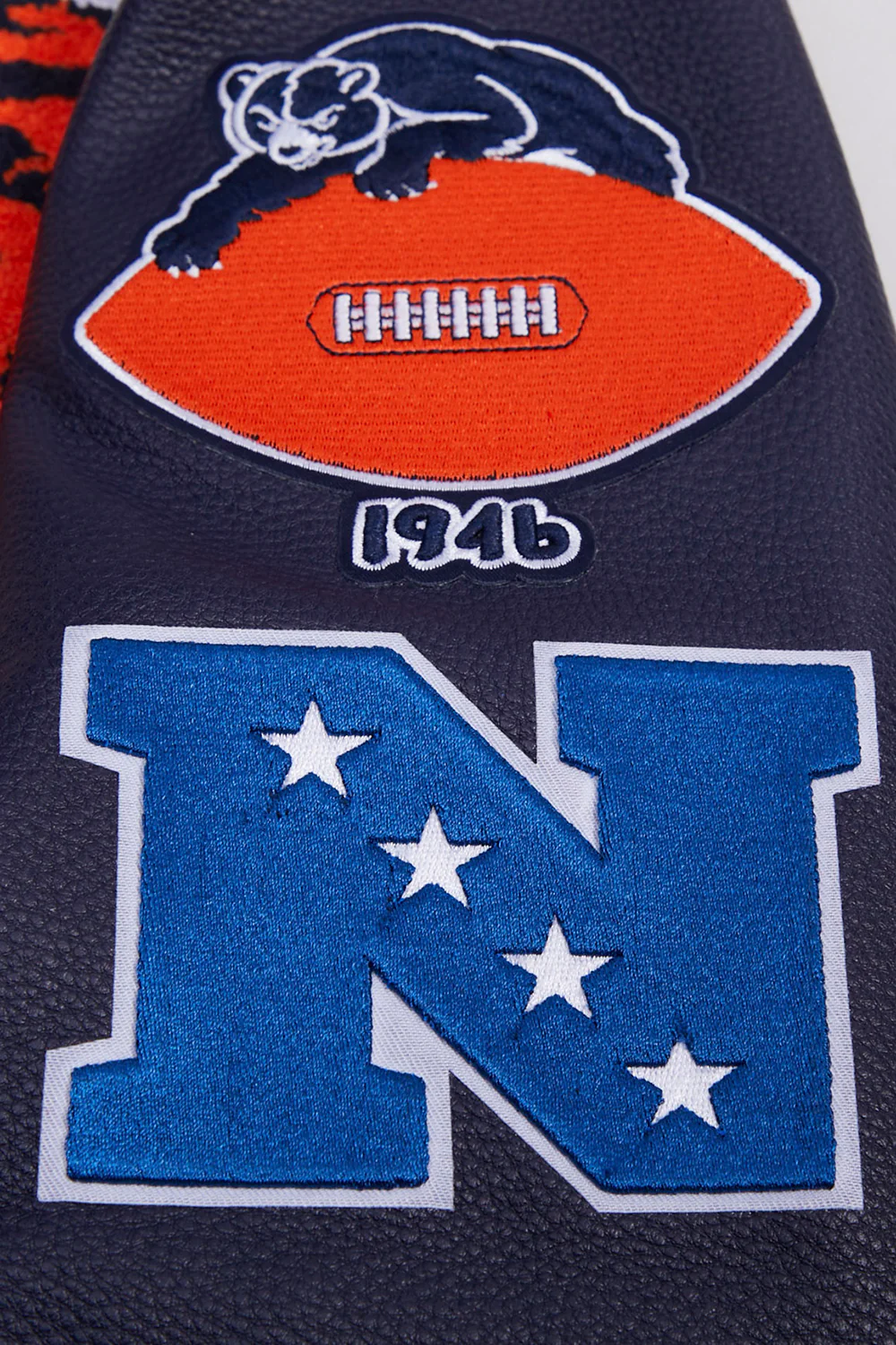 NFL CHICAGO BEARS RETRO CLASSIC MEN'S RIB WOOL VARSITY JACKET (EGGSHELL/MIDNIGHT NAVY) - Image 14
