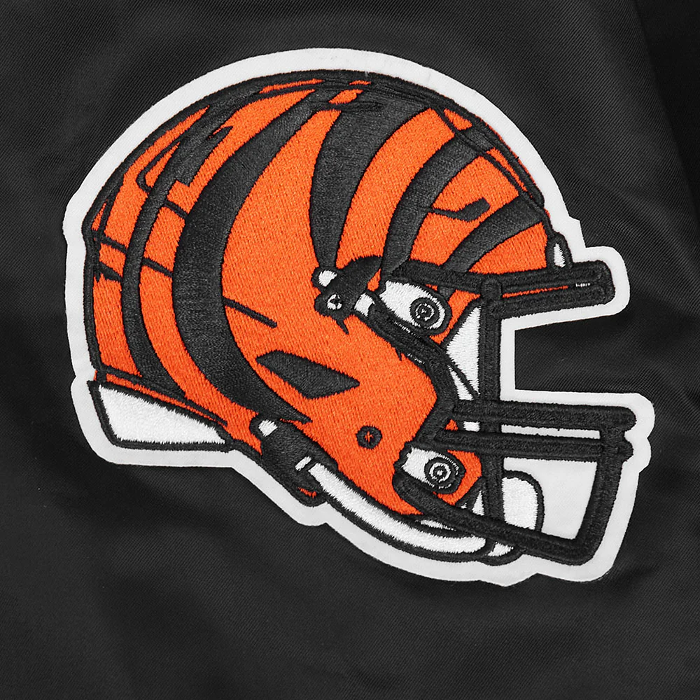 NFL CINCINNATI BENGALS OLD ENGLISH MEN'S RIB SATIN JACKET (BLACK/ORANGE) - Image 6