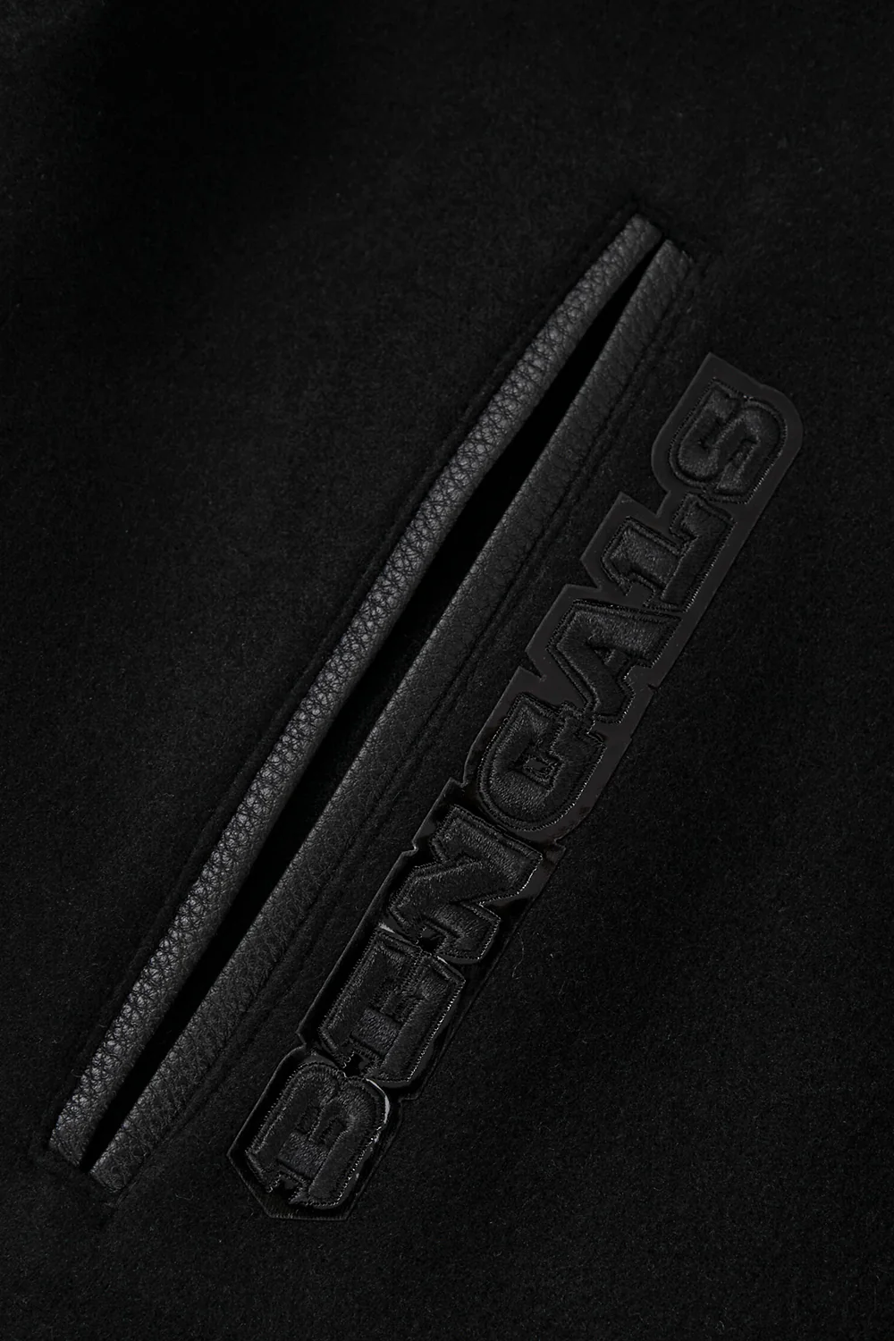 NFL CINCINNATI BENGALS TRIPLE BLACK LOGO MEN'S VARSITY JACKET (TRIPLE BLACK) - Image 8