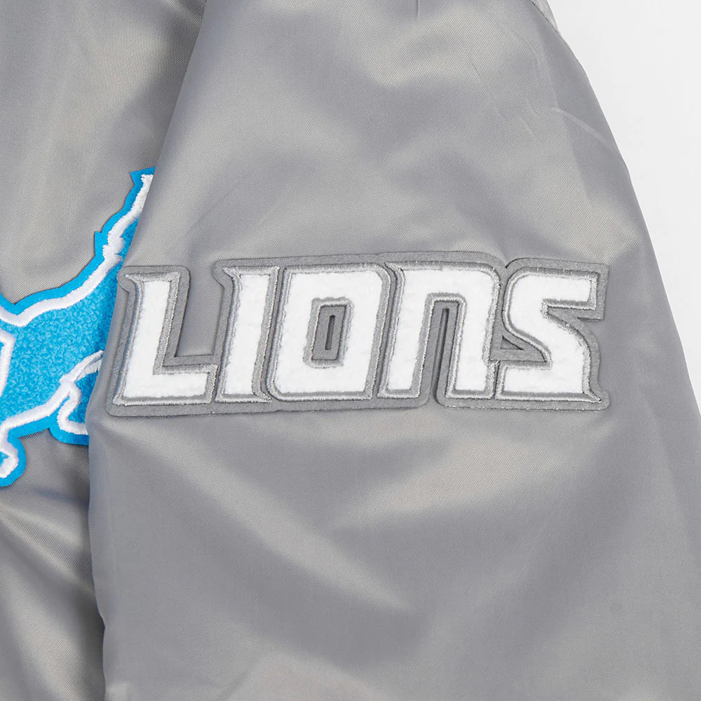 NFL DETROIT LIONS OLD ENGLISH MEN'S RIB SATIN JACKET (GRAY) - Image 6