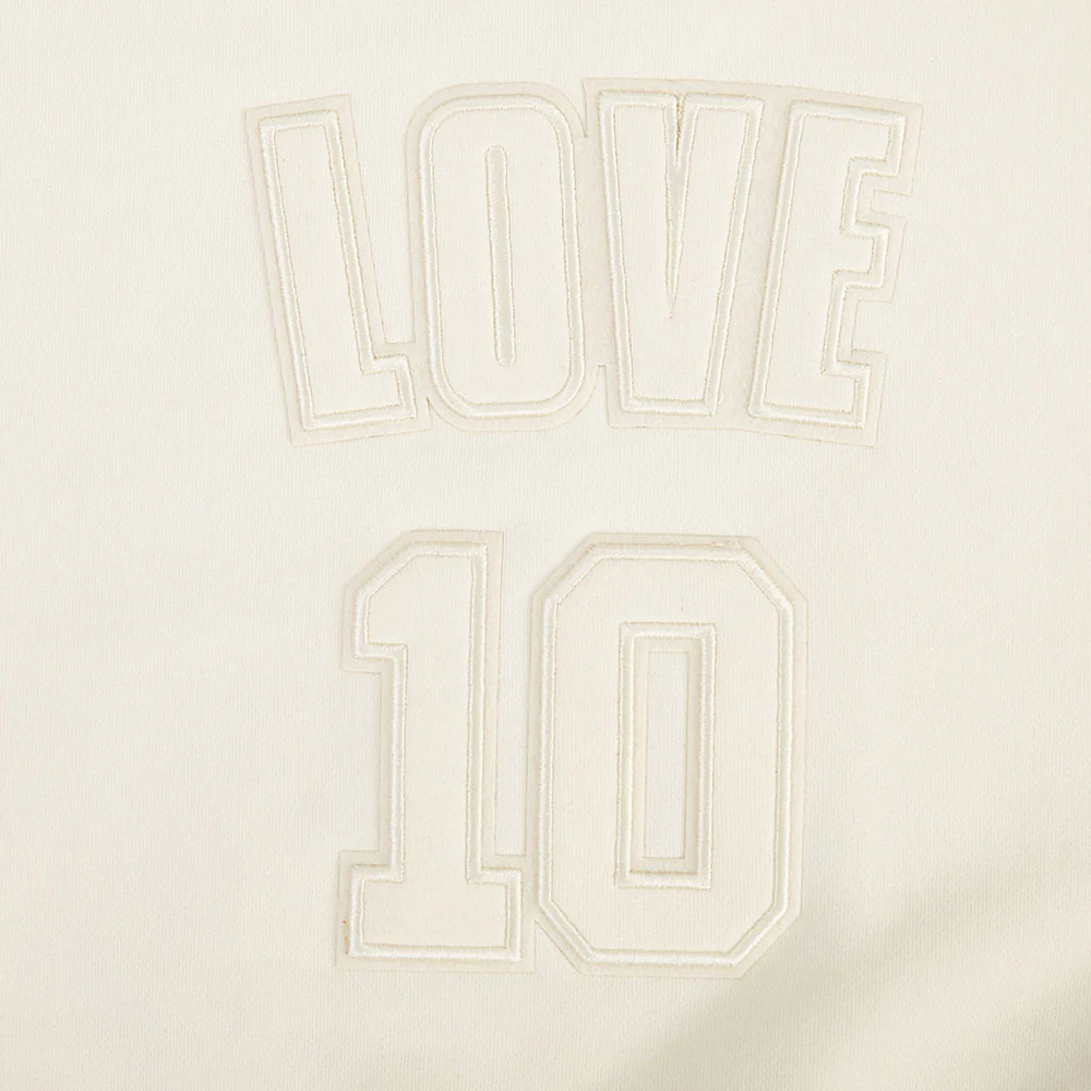 NFL GREEN BAY PACKERS JORDAN LOVE #10 NEUTRAL WOMEN'S FLC CREWNECK (EGGSHELL) - Image 6