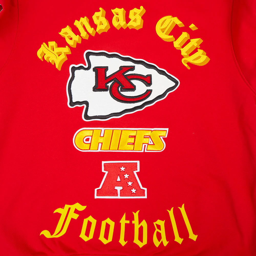 NFL KANSAS CITY CHIEFS OLD ENGLISH MEN'S CREWNECK (RED) - Image 5