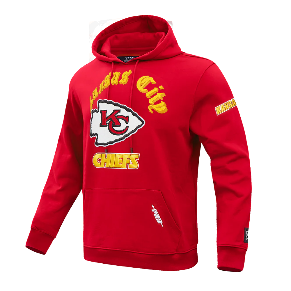 NFL KANSAS CITY CHIEFS OLD ENGLISH MEN'S PULLOVER HOODIE (RED) - Image 2